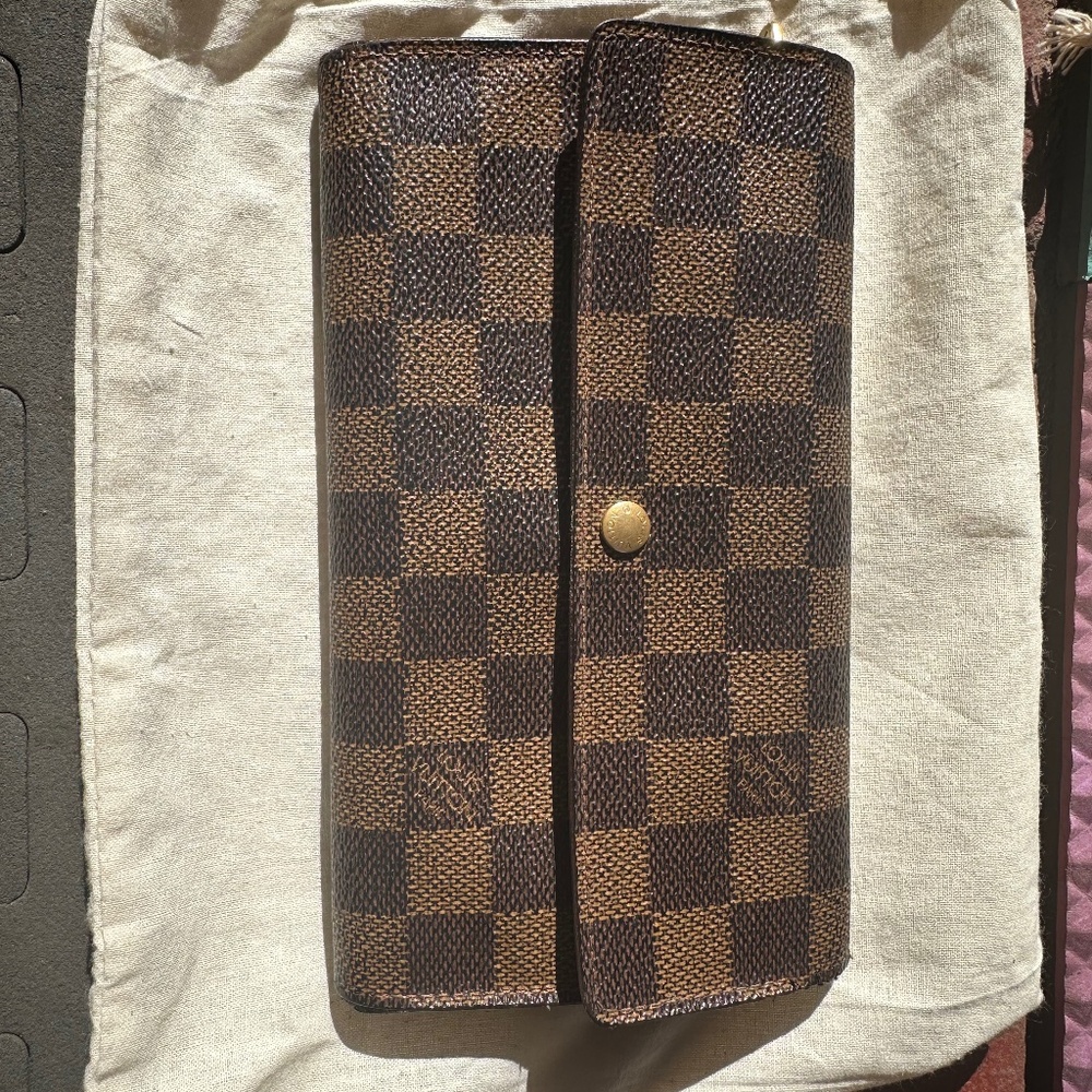 Louis Vuitton Damier Ebene Sarah long Wallet